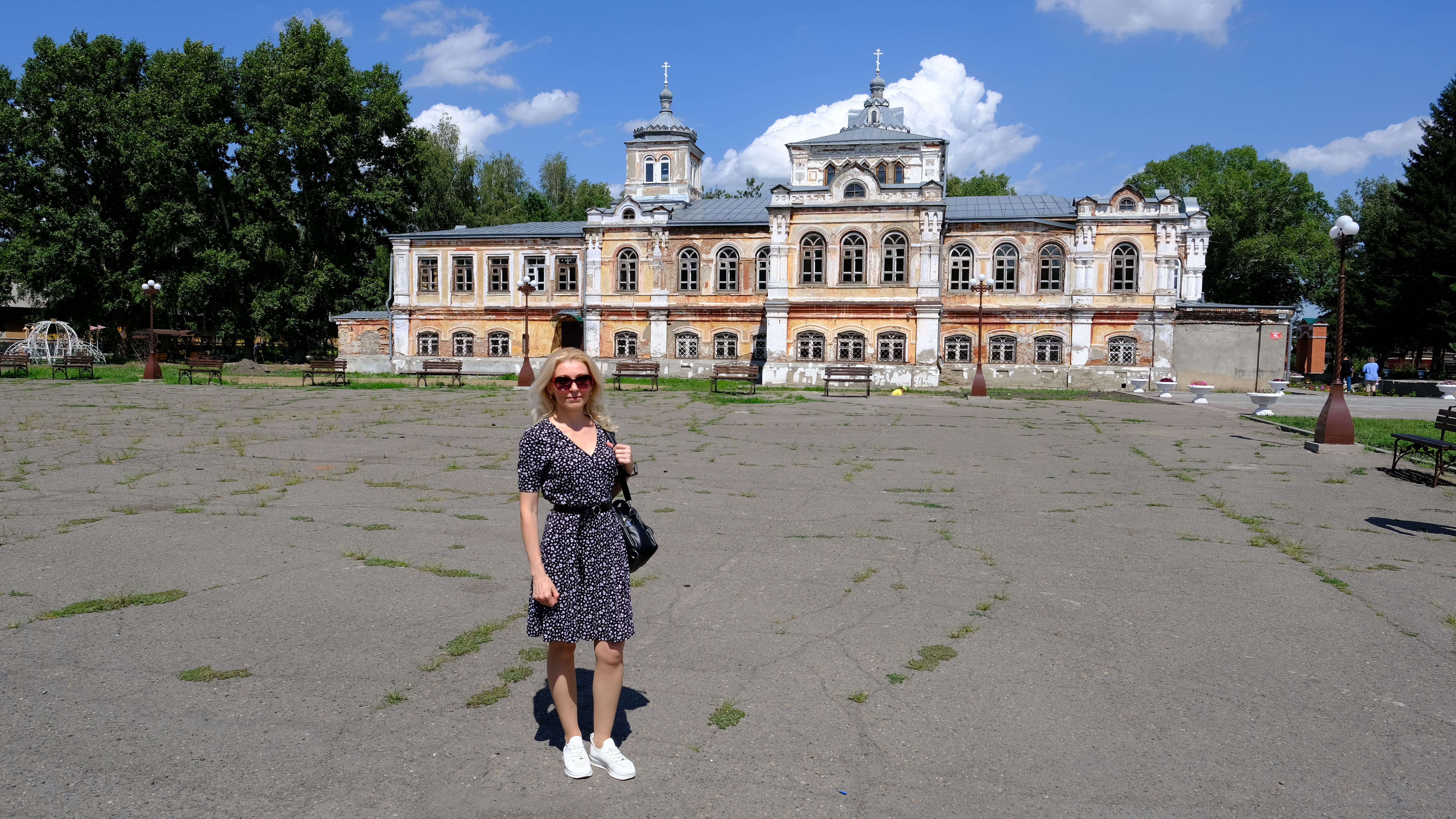 Visiting museums in the city of Biysk, Altai Krai; Director of the film Fine Line Anna Barsukova, 25 Shukshin Festival